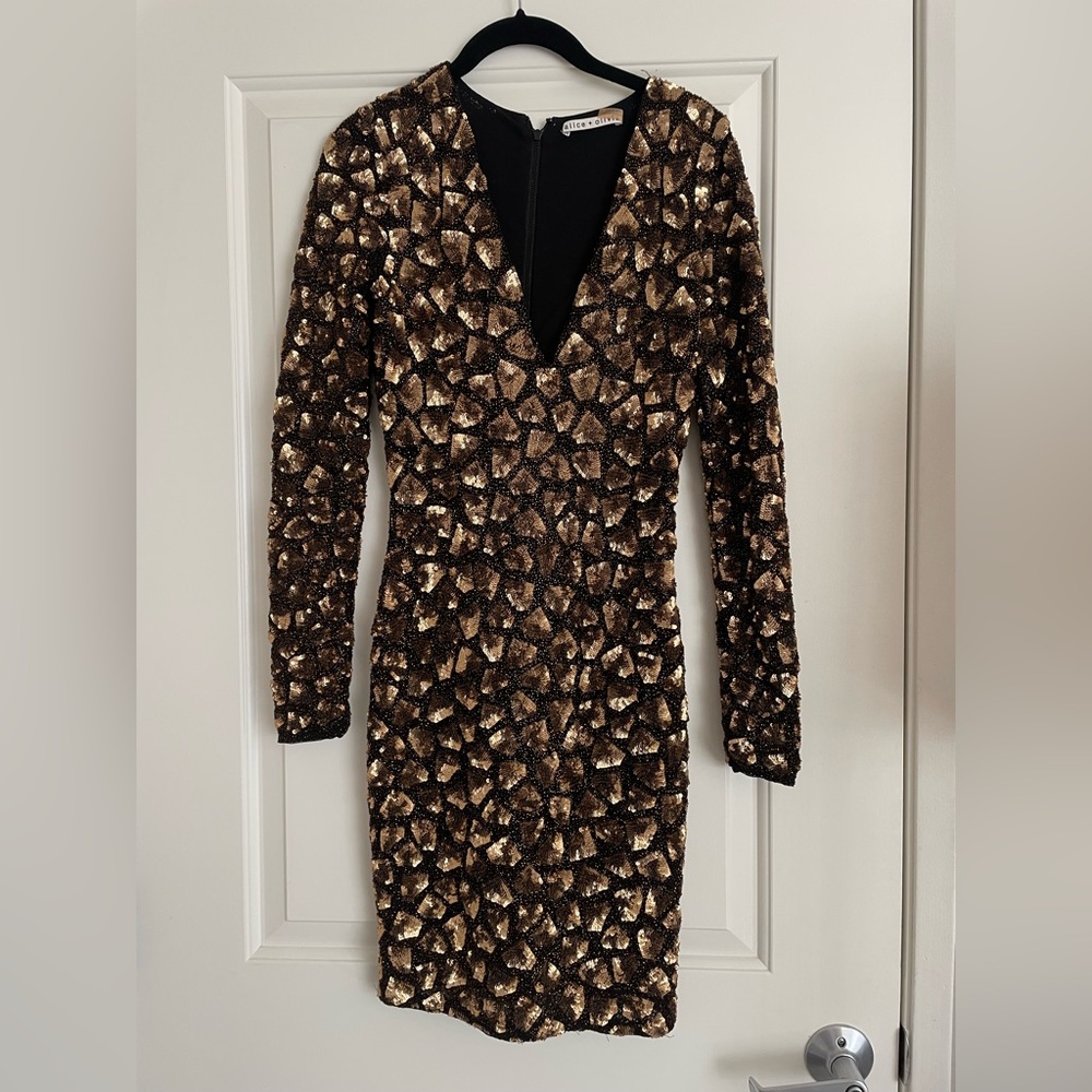 Alice + Olivia Nora Metallic Embellished Mini‎ Cocktail Dress XS Long Sleeve